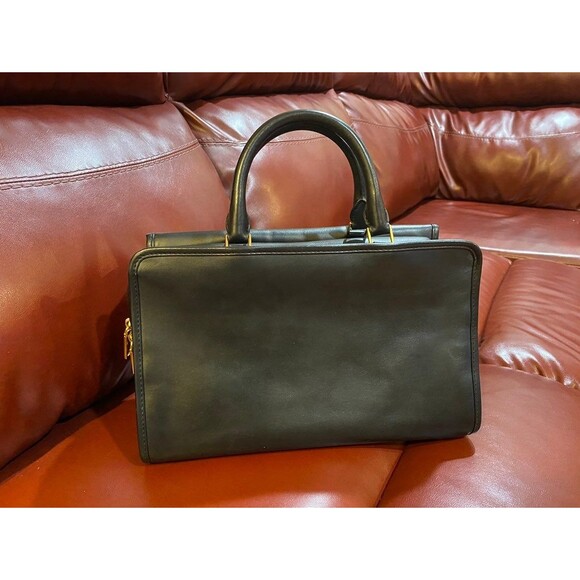 Black and Gold Women's Madison East/West Tote Black leather bag elegant medium - Picture 4 of 7